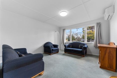 Photo of property in 2 Stoke Place, Awapuni, Palmerston North, 4412