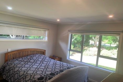 Photo of property in 35 Motukaraka Point, Pauatahanui, Porirua, 5381