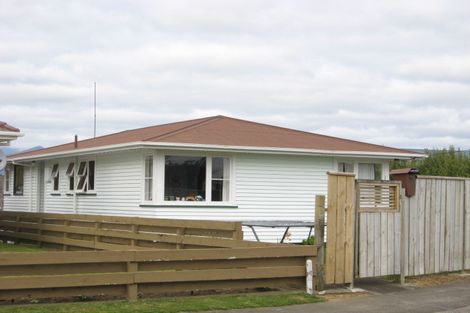 Photo of property in 23 Walsh Road, Westown, New Plymouth, 4310