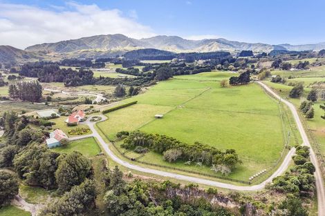 Photo of property in 156 Akatarawa Road, Reikorangi, Waikanae, 5391