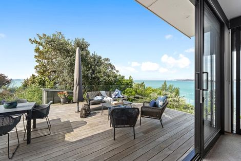 Photo of property in 11a Duncansby Road, Stanmore Bay, Whangaparaoa, 0932