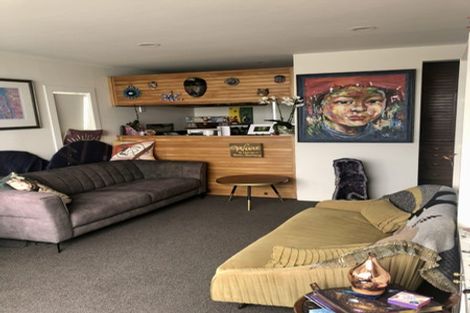 Photo of property in 2 Oriental Terrace, Mount Victoria, Wellington, 6011