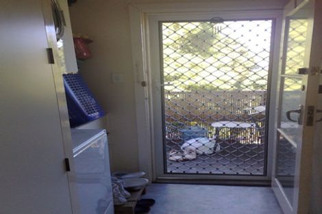 Photo of property in 3/81 Seabrook Avenue, New Lynn, Auckland, 0600