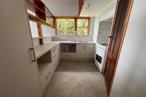 Photo of property in 24 Woodfield Avenue, Roslyn, Palmerston North, 4414