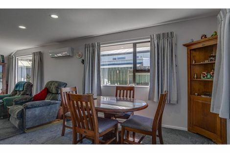 Photo of property in 6 Ellesmere Place, Oceanview, Timaru, 7910