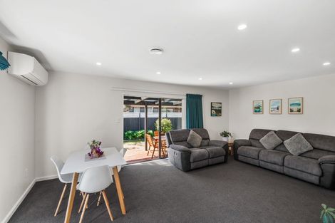 Photo of property in 72 Trafford Street, Harewood, Christchurch, 8051