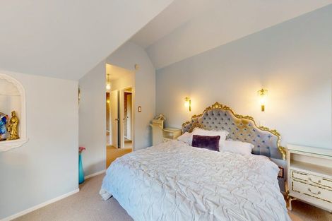 Photo of property in 32 Deane Avenue, Titirangi, Auckland, 0604