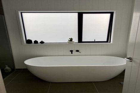 Photo of property in 14 Pimelea Street, Papamoa Beach, Papamoa, 3118