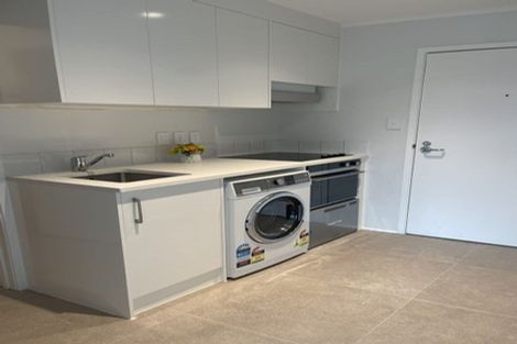 Photo of property in 7e/30 Westward Ho, Glen Eden, Auckland, 0602