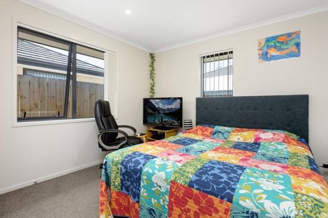 Photo of property in 53 Leet Crescent, Papamoa Beach, Papamoa, 3118