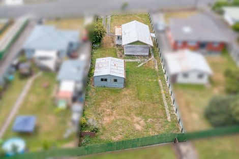 Photo of property in 43 Oxford Street, Tawa, Wellington, 5028
