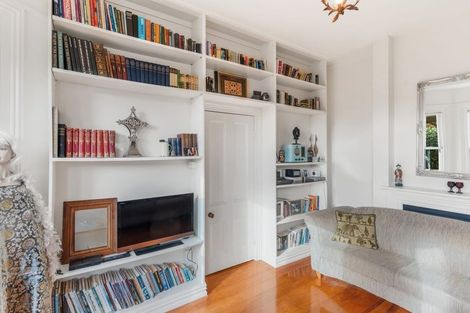Photo of property in 210 Peterborough Street, Christchurch Central, Christchurch, 8013