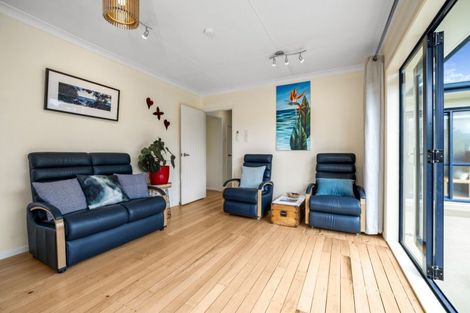 Photo of property in 10 Seaforth Grove, Greerton, Tauranga, 3112