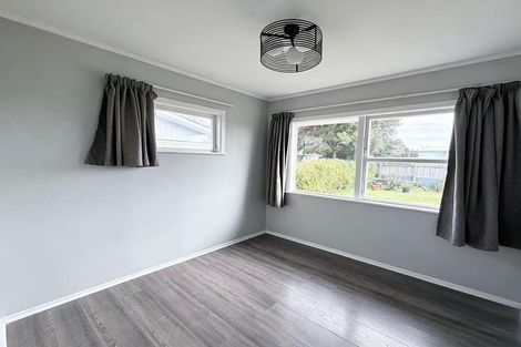 Photo of property in 16 Vickerman Street, Otara, Auckland, 2023