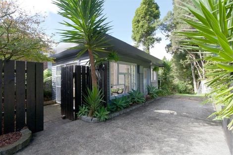 Photo of property in 240 Godley Road, Titirangi, Auckland, 0604