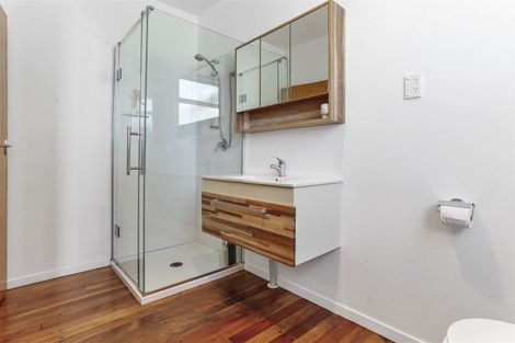 Photo of property in 4/13 Napoleon Avenue, Milford, Auckland, 0620