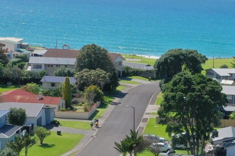 Photo of property in 10 Whiritoa Beach Road, Whiritoa, Whangamata, 3691