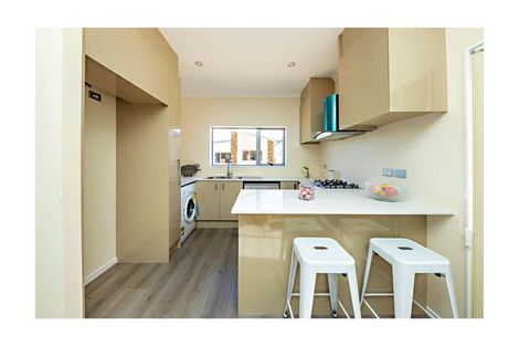 Photo of property in 43a Senator Drive, Manurewa, Auckland, 2105