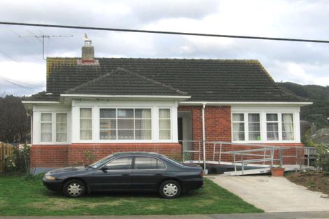 Photo of property in 156 Reynolds Street, Taita, Lower Hutt, 5011