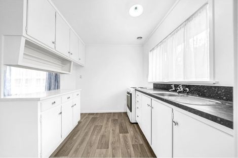 Photo of property in 22 Grande Vue Road, Hillpark, Auckland, 2102