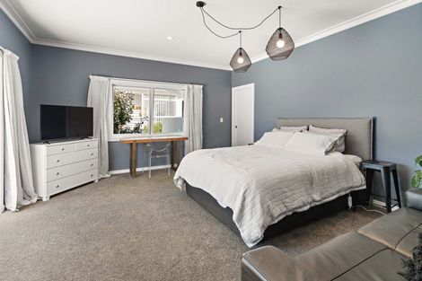 Photo of property in 23 Jellicoe Street, Greytown, 5712