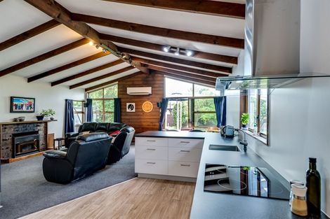 Photo of property in 22 Gebbie Road, Taradale, Napier, 4112