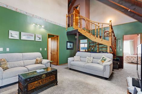 Photo of property in 204 Cambridge Road, Bethlehem, Tauranga, 3110