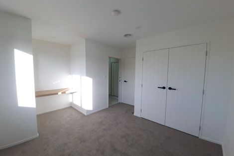 Photo of property in 2b Taratoa Street, Point England, Auckland, 1072