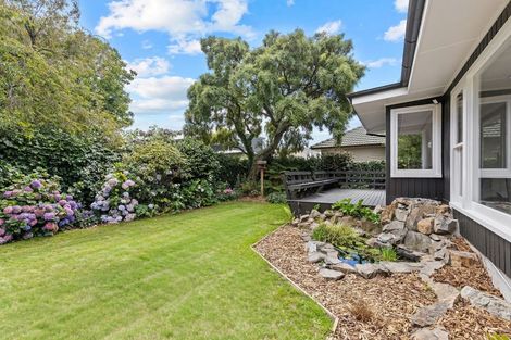Photo of property in 55a Aorangi Road, Bryndwr, Christchurch, 8053