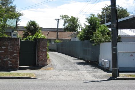Photo of property in 2/9a Avonhead Road, Avonhead, Christchurch, 8042