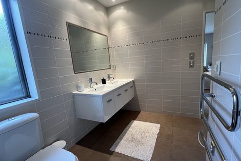 Photo of property in 15 John Paterson Drive, Halswell, Christchurch, 8025