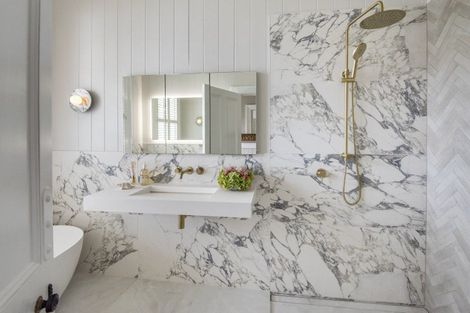 Photo of property in 15 Jubilee Avenue, Devonport, Auckland, 0624