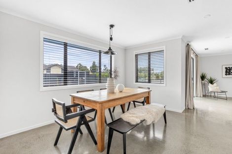 Photo of property in 15 Moemoea Place, Cambridge, 3434