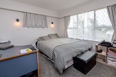 Photo of property in 14 Fisher Place, Carterton, 5713