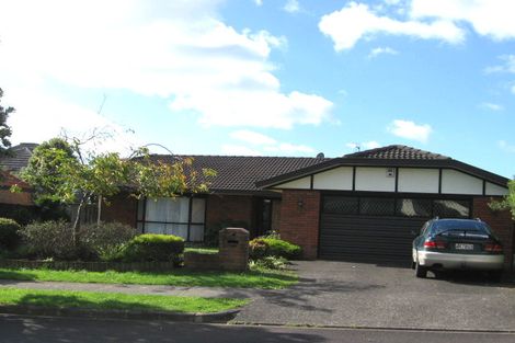Photo of property in 14 Simmental Crescent, Somerville, Auckland, 2014