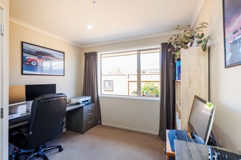 Photo of property in 23 Branigan Parade, Kelvin Grove, Palmerston North, 4414