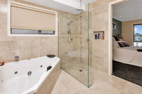 Photo of property in 44 Mariners Haven, One Tree Point, 0118