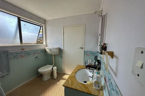 Photo of property in 226 Mahia Road, Weymouth, Auckland, 2103