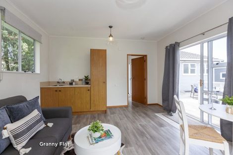 Photo of property in 11 Grange Park Avenue, Raumati South, Paraparaumu, 5032