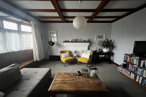 Photo of property in 28 Miro Street, Takaro, Palmerston North, 4410