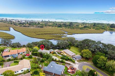 Photo of property in 35 Pohutukawa Drive, Athenree, Katikati, 3177