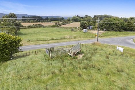 Photo of property in 14 Heatherlea Road West, Levin, 5575