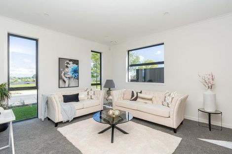 Photo of property in 23 Taahunui Rise, Peacocke, Hamilton, 3206