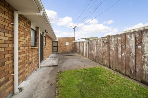 Photo of property in 6a Cornwall Street, Brooklands, New Plymouth, 4310