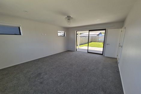 Photo of property in 17 Wexford Crescent, Halswell, Christchurch, 8025