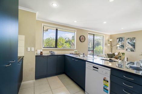 Photo of property in 8 Admiralty Rise, Gulf Harbour, Whangaparaoa, 0930