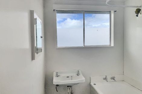 Photo of property in 2/27 Lyell Road, Outer Kaiti, Gisborne, 4010