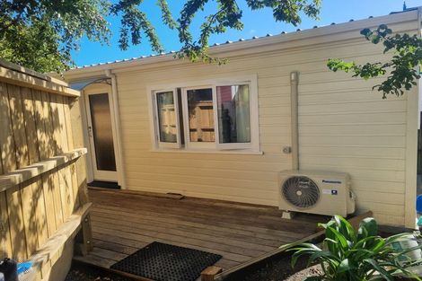 Photo of property in 100 Owen Street, Newtown, Wellington, 6021