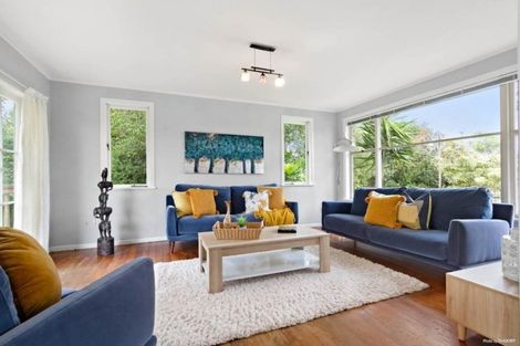 Photo of property in 22 Trojan Crescent, New Lynn, Auckland, 0600