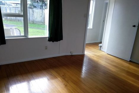 Photo of property in 4/41 Greenslade Crescent, Northcote, Auckland, 0627